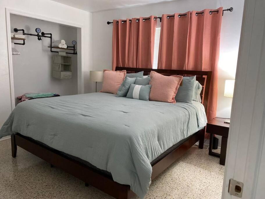 Stayover In 2br - 1bth - Free Parking Apartamento *